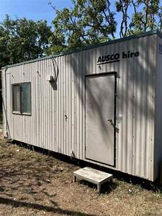 Demountable Roofing Materials
